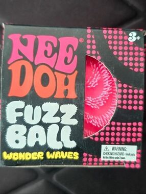 Needoh Fuzz Ball Pink